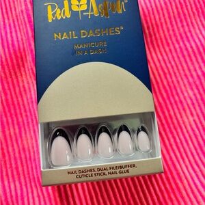 Red Aspen Nail Dashes - blue Jean baby banks